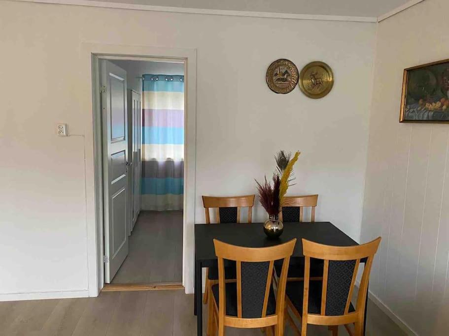 Lovely 2 Bedroom Apartmen With Free Parking Bergen Exteriér fotografie