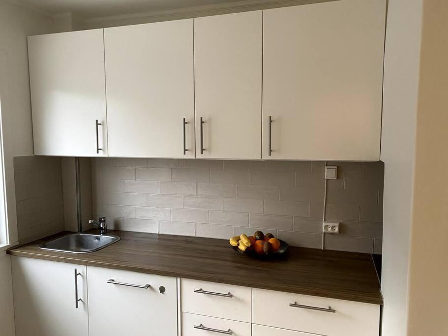 Lovely 2 Bedroom Apartmen With Free Parking Bergen Exteriér fotografie