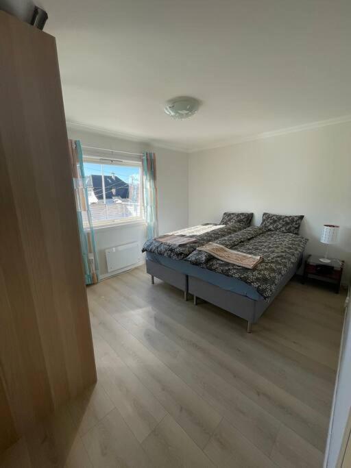 Lovely 2 Bedroom Apartmen With Free Parking Bergen Exteriér fotografie